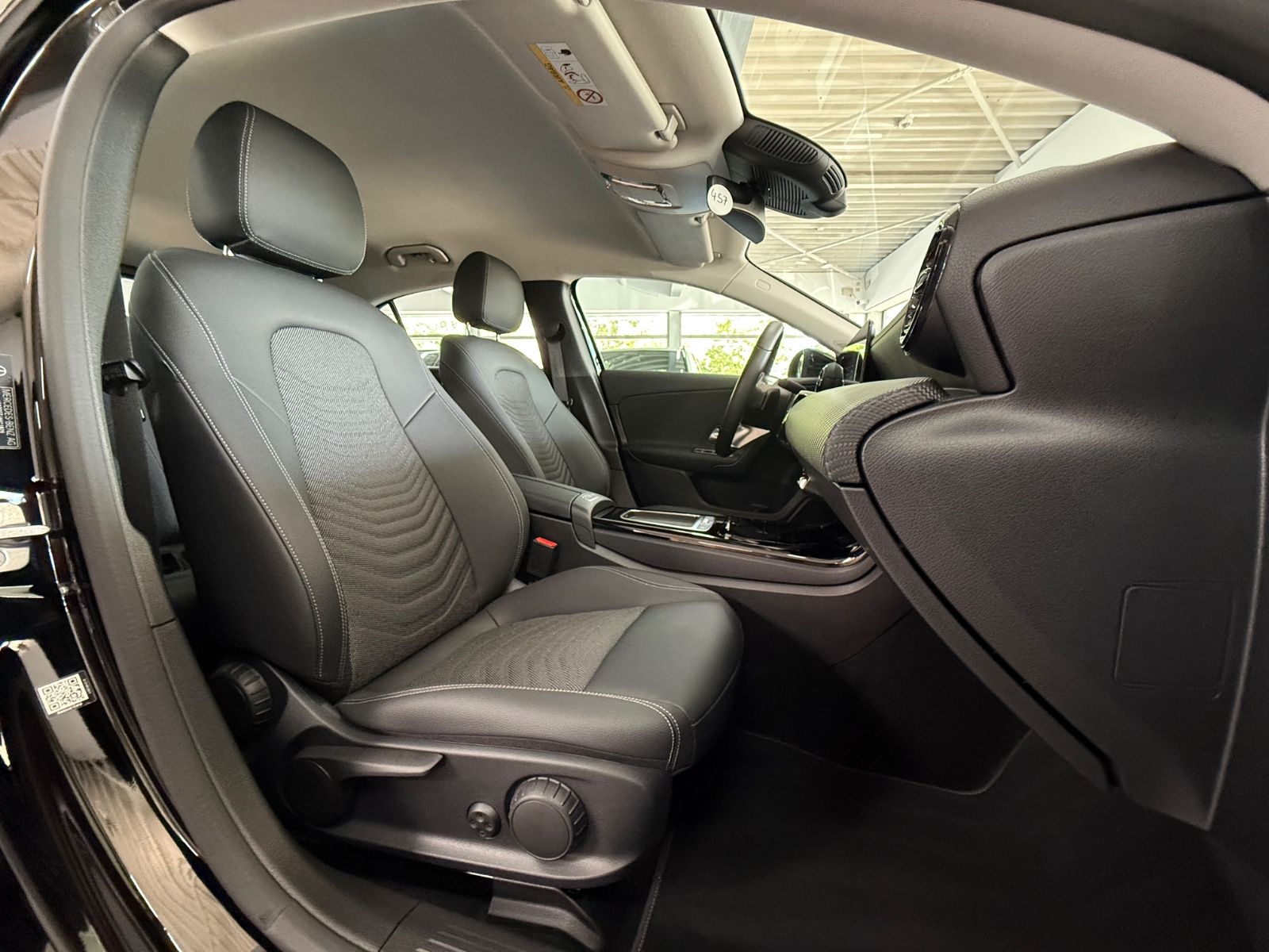 Mercedes-Benz A 180 d Lim. High LED Navi Direktlenkung Agility foto 22