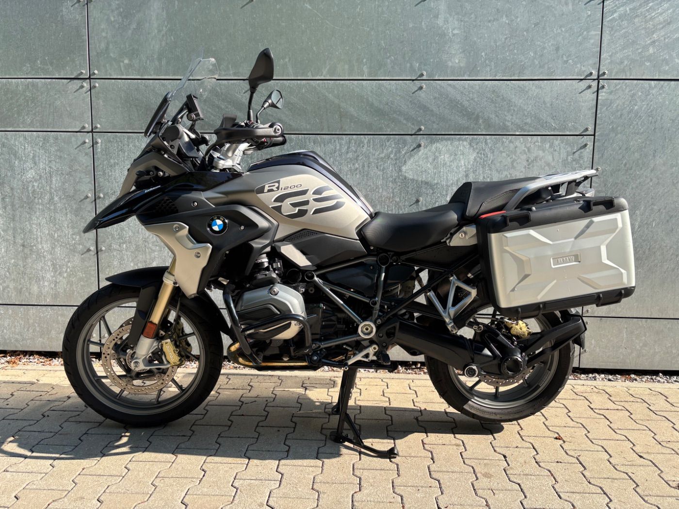 Fahrzeugabbildung BMW R 1200 GS Exclusive 3 Pakete TFT Seitenkoffer