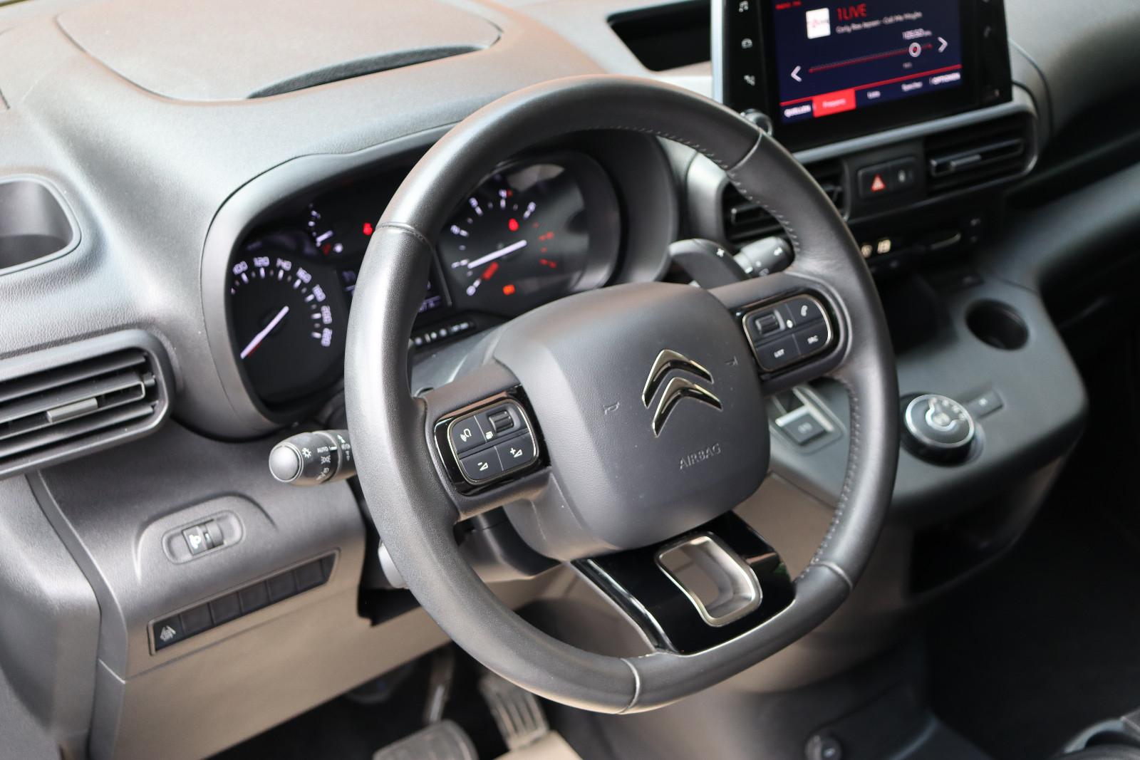 Citroën Berlingo 1.5 HDi MPV Feel M Aut. LED 360° 1.Hand