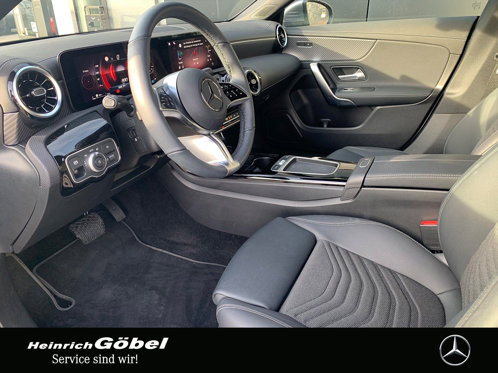 Fahrzeugabbildung Mercedes-Benz CLA 180 Progressive (EURO 6e)