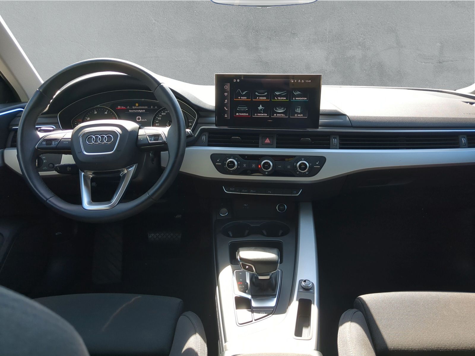 Fahrzeugabbildung Audi A4 Avant 40 TDI advanced AHK Kamera Matrix SHZ
