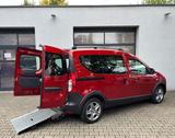Dacia Dokker Stepway Behindertengerecht Rollstuhlrampe - rote Dacia Dokker