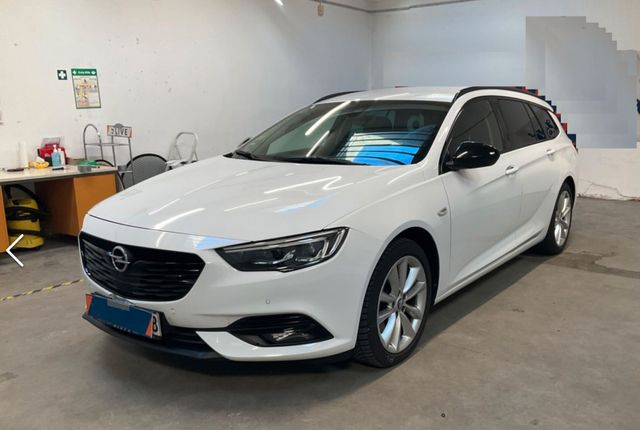 Opel Insignia B 2.0 BiTurbo 4x4 B.INNOVATION (AHK)