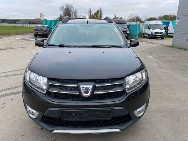 Dacia Sandero  1.5 dci Stepway   Tüv Neu, Klima,Navi 