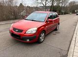 Kia Rio. Sehr gepflegt Auto - gebrauchte Kia Rio aus dem Jahr 2008