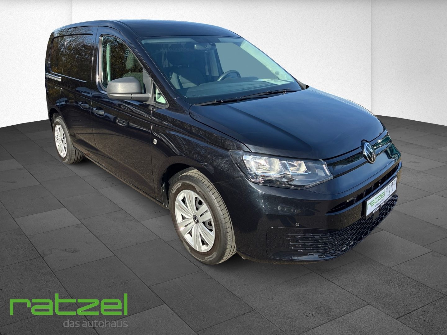 Fahrzeugabbildung Volkswagen Caddy Cargo 1.5 TSI EcoProfi AHK+Navigation
