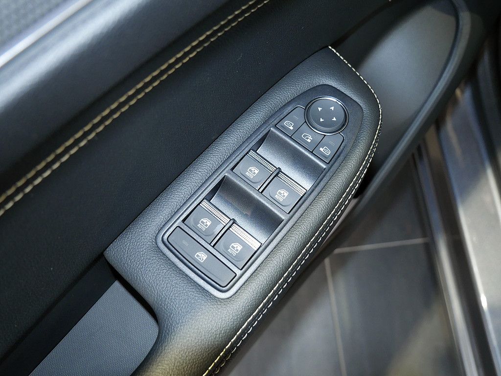 Fahrzeugabbildung Renault Arkana Techno Mild Hybrid 140 EDC