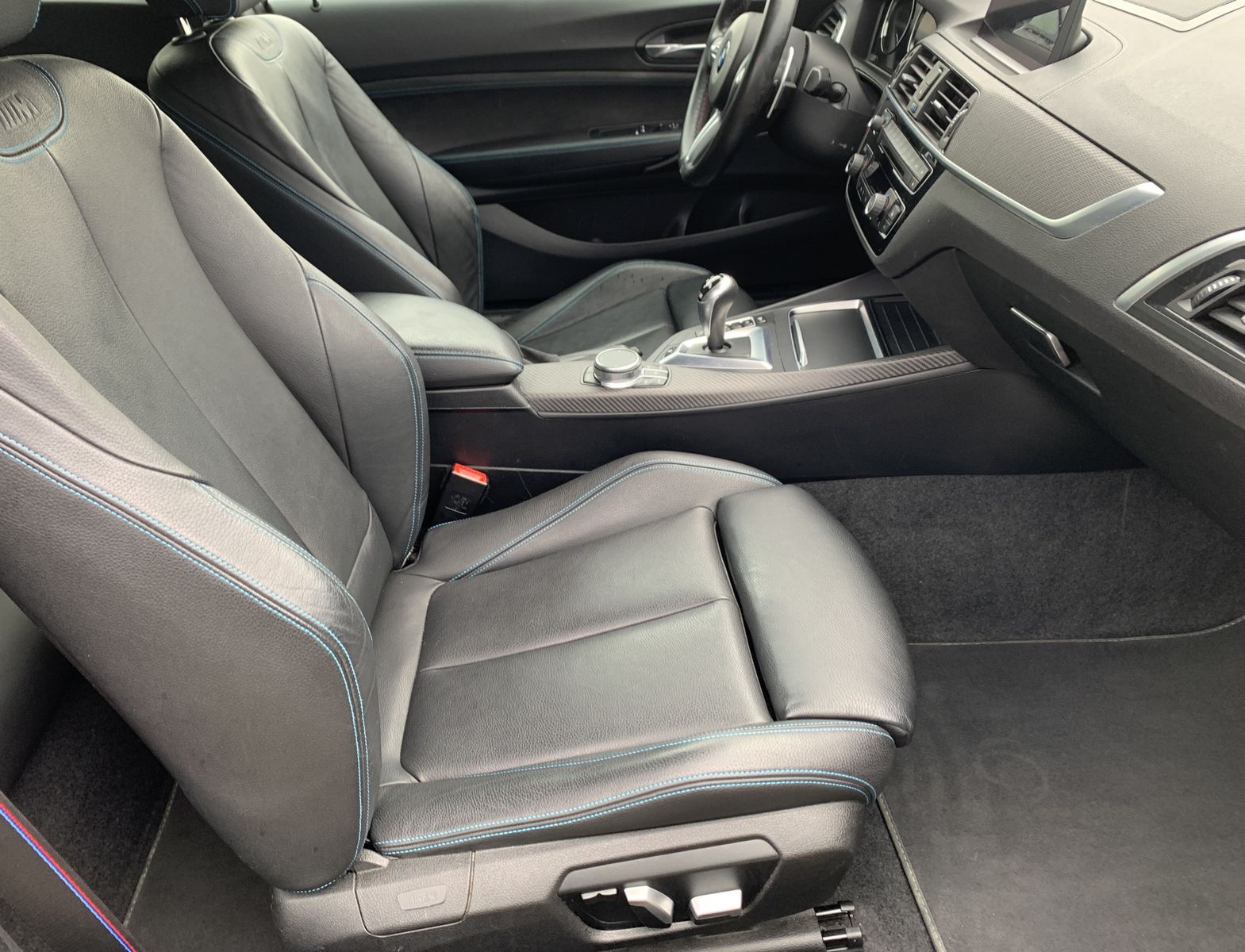 Fahrzeugabbildung BMW M2 Competition*Leder*LED*Cam*H&K*M-Driver*Memory