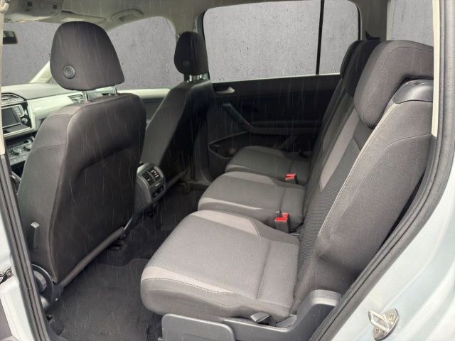 Touran 1.2TSI Trendline/AHK/7.Sitze/Navi/PDC