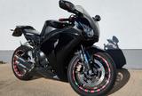 Honda Sc 59 Fireblade CBR 1000 RR  - HONDA 2010 CBR1000RR