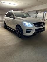 Mercedes-Benz ML 350 BlueTEC 4MATIC - - Mercedes-Benz ML-Klasse Gebrauchtwagen in München