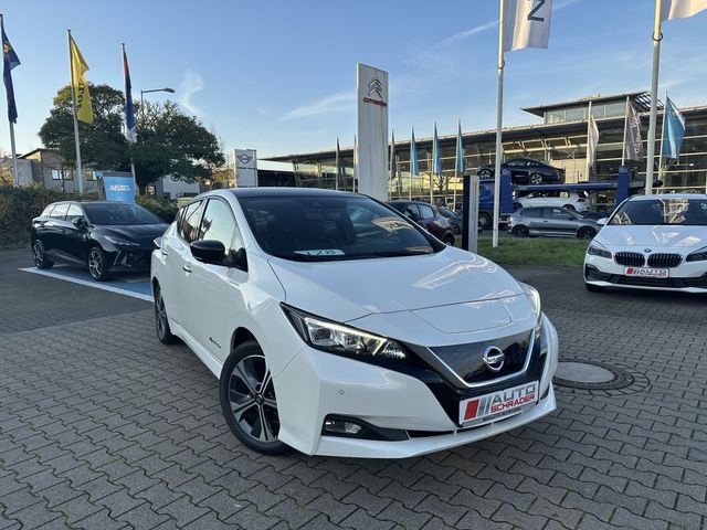 Nissan Leaf 40 kWh TEKNA LED/NAVI/LEDER/BOSE/KLIMAAUT.