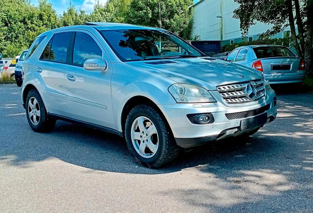 Mercedes-Benz ML 320
