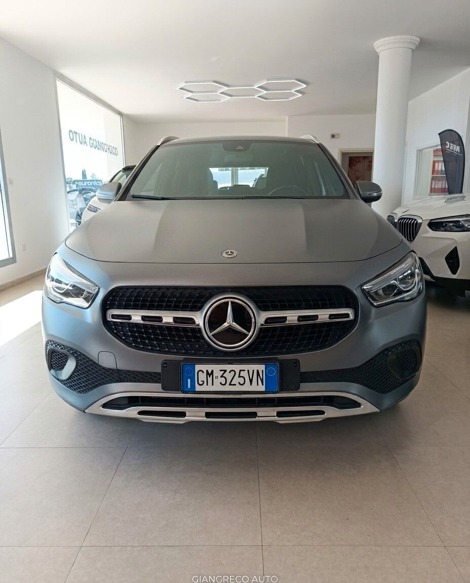 Mercedes-Benz Mercedes-benz GLA 220 d Automatic 4Matic Sport P imagem 2