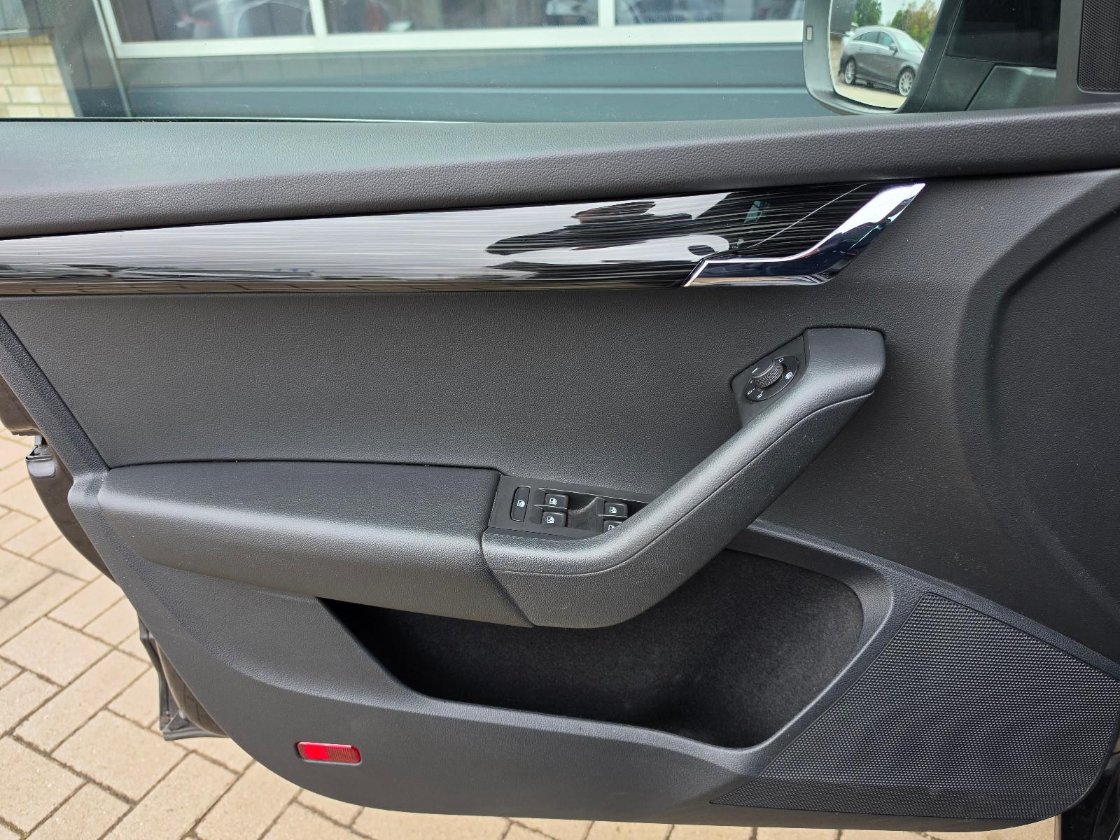 Skoda Octavia 2.0 DSG TÜV Neu/Scheckh./190 PS/LED
