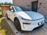 Tesla Model Y Juniper Long Range RWD Premium - Tesla Gebrauchtwagen von 2025