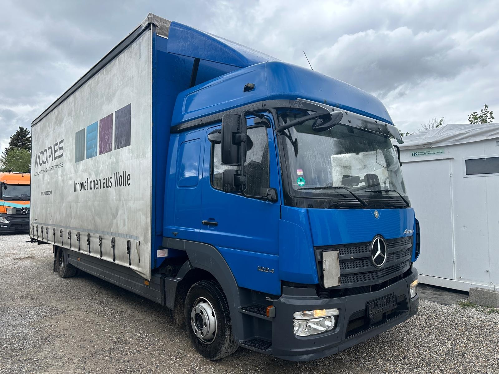 Mercedes-Benz 1224