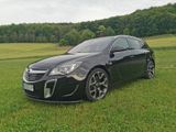 Opel Insignia OPC Unlimited Sportstourer 2.8 V6 - Opel Insignia: Opc V6