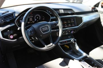 Audi Q3 - 8