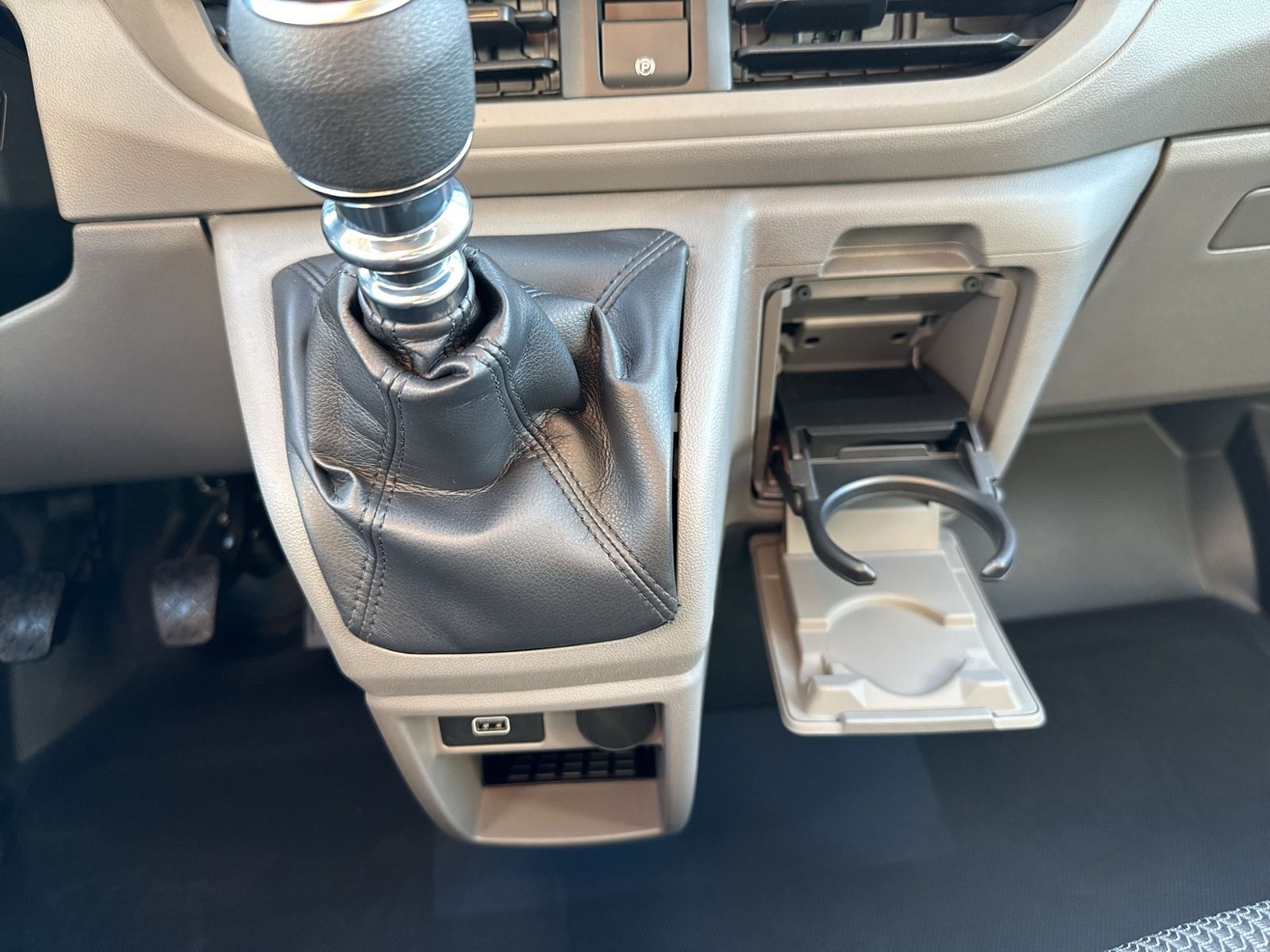 Transporter Kasten lang 2.0 TDI, 2xSchiebetür, R