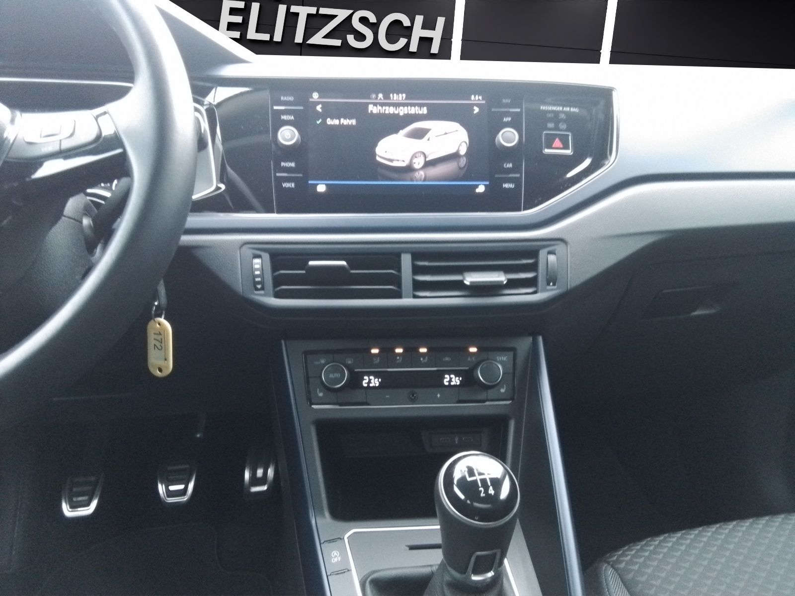 Fahrzeugabbildung Volkswagen Polo TSI United CLIMA PDC SHZ LM