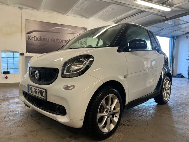 Smart ForTwo coupé Elektro Aut. SHeft Klima Shz. Tempo