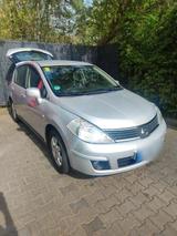Nissan tiida - gebrauchte Nissan Tiida aus dem Jahr 2008