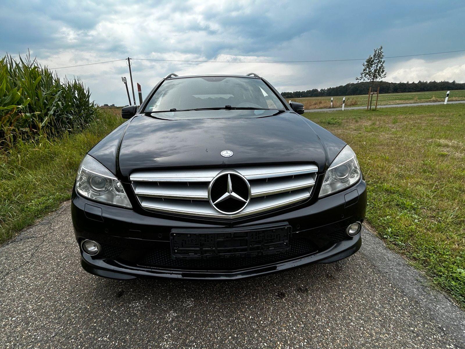 Mercedes-Benz C200 2009 — photo 7