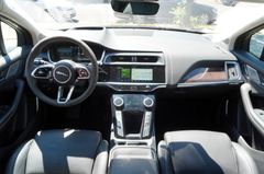 Fahrzeugabbildung Jaguar I-Pace HSE 360 Kamera Navi Sitz-Klima Pano! VOLL