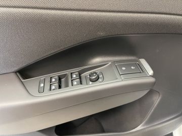 Volkswagen T-Roc - 9