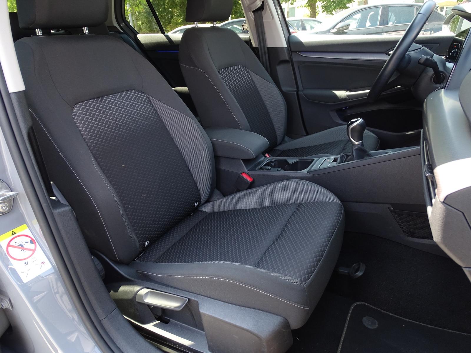 Volkswagen Golf VIII 1.0 Active LED Navi ACC Android Apple, миниатюра 25