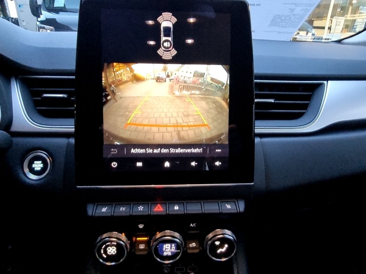 Fahrzeugabbildung Renault Captur INTENS E-TECH Plug-in 160