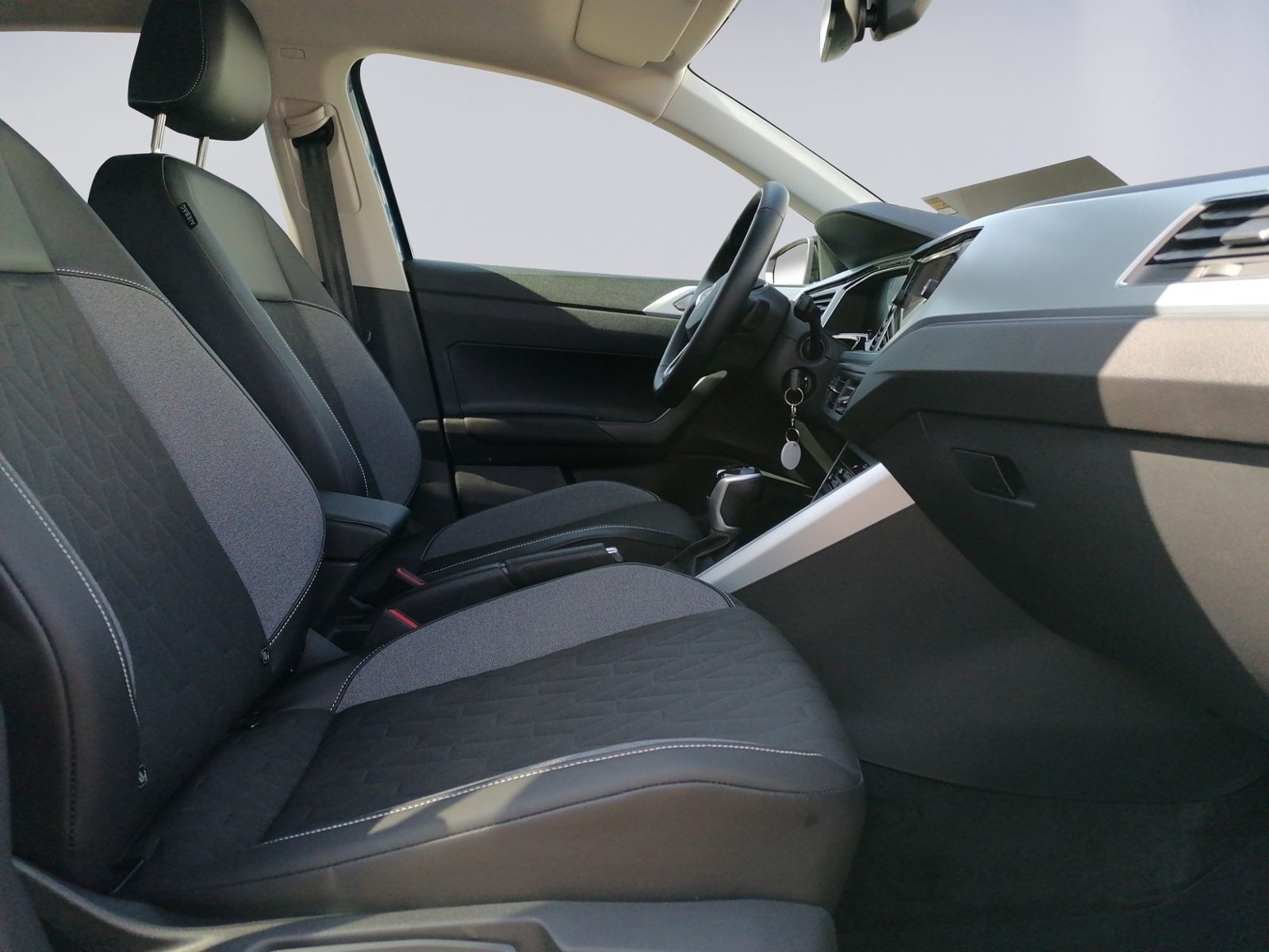 Polo 1.0 TSI DSG Goal AHK+LED+KAMERA+NAVI+