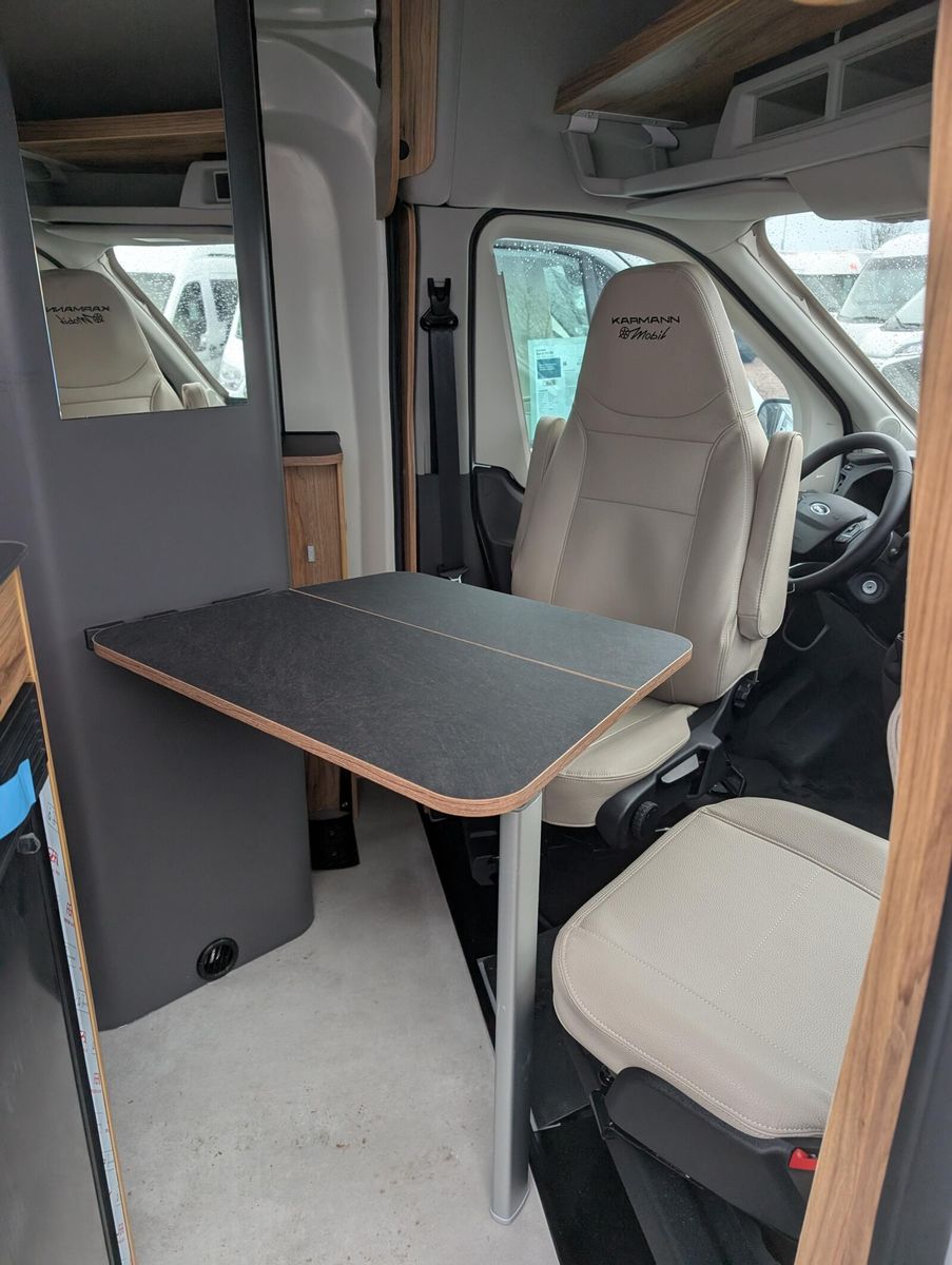 Fahrzeugabbildung Karmann Dexter 4x4 DE 570 AW AHK, Allrad, RFK, Alufelgen