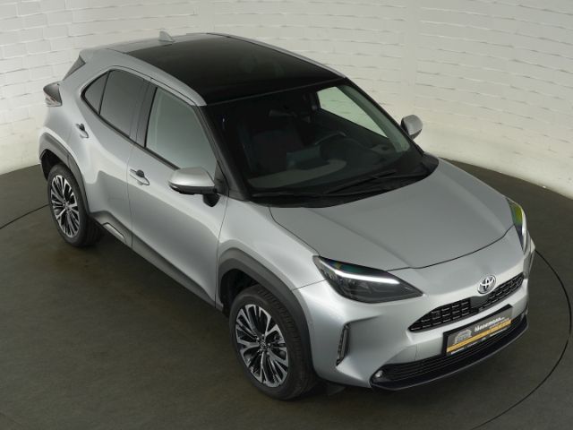 Yaris Cross ELEGANT HYBRID eCVT+LED MATRIX+NAVI+
