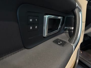 Land-Rover Discovery - 9
