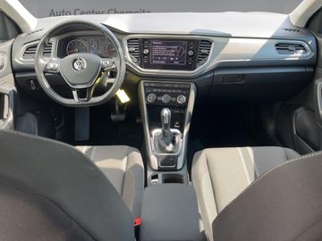 Volkswagen T-Roc - 12