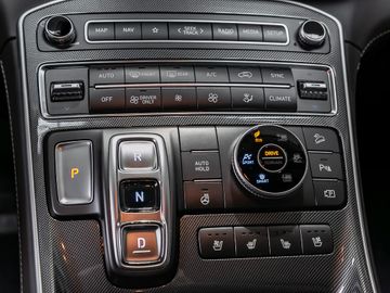 Hyundai Santa Fe 1.6 Prime Hybrid 4WD Autobahnassistent