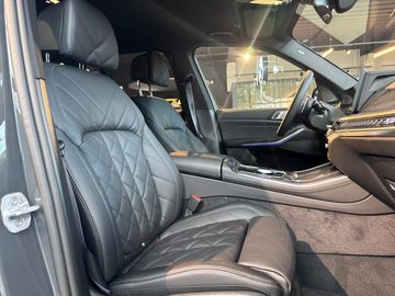 BMW X5 xDrive30d M Sportpaket HK HiFi DAB LED