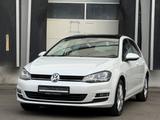 Volkswagen Golf Highline BMT Xenon Pano Kamera Standheizung - mit Benzin-Antrieb: Weiß, Limousine