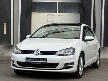 Volkswagen Golf - 1