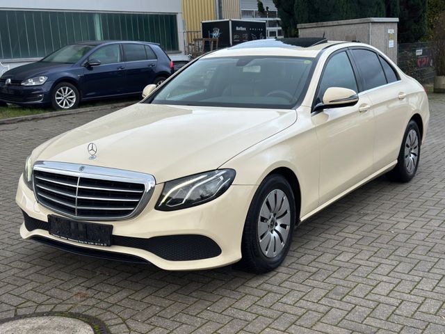 Mercedes-Benz E 220 d *Automatik*Navi*PDC*LED*Schiebedach*