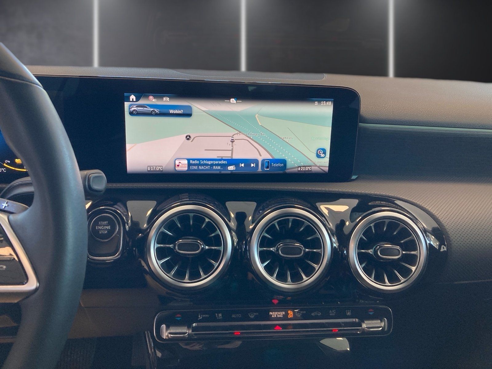Fahrzeugabbildung Mercedes-Benz A 250 e Progressive*AHK*11kW*LED*Kamera*CarPlay*