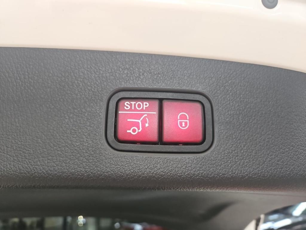 Fahrzeugabbildung Mercedes-Benz GLC 220 d 4M AMG Pano Memo LED KeyLess Burm. 360