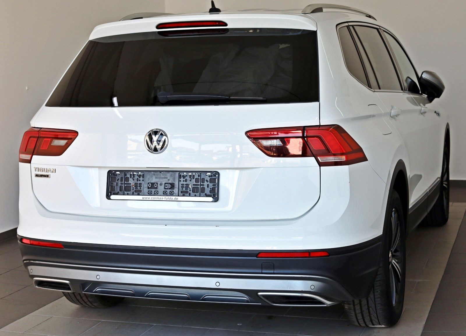 Fahrzeugabbildung Volkswagen Tiguan Allspace Comfortline,Navi,SH,ACC,AHK,+WR