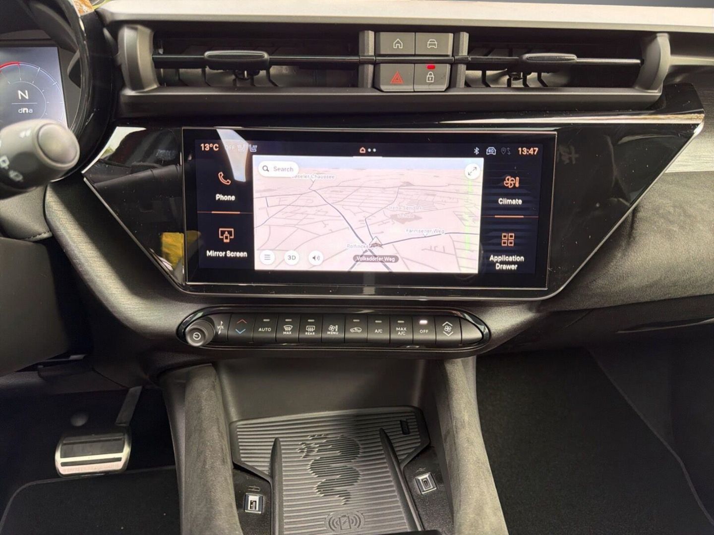 Fahrzeugabbildung Alfa Romeo Junior Ibrida 1.2 VGT 48V-Hybrid 107 kW Sport Sp