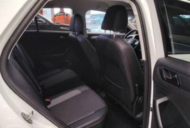 Volkswagen T-Roc - Bild 6