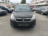 Peugeot Partner Tepee Tepee Active BlueHDi Automatik - Peugeot Partner Tepee aus 2016