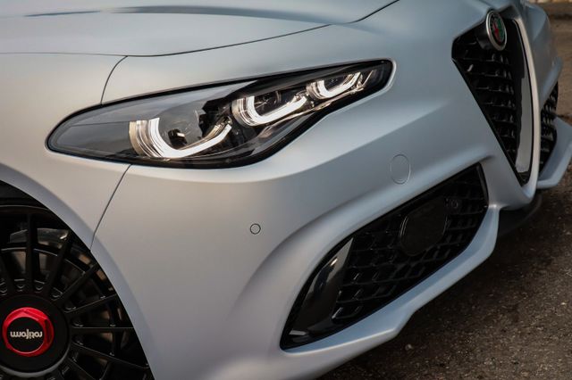 Fahrzeugabbildung Alfa Romeo Giulia 280PS Competizione ROTIFORM Tieferlegung