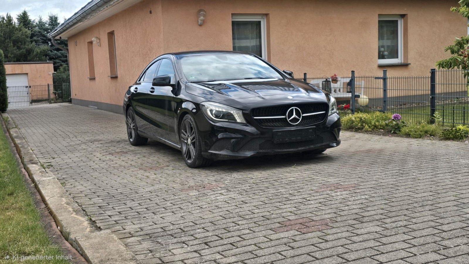 MERCEDES-BENZ CLA 200 -
